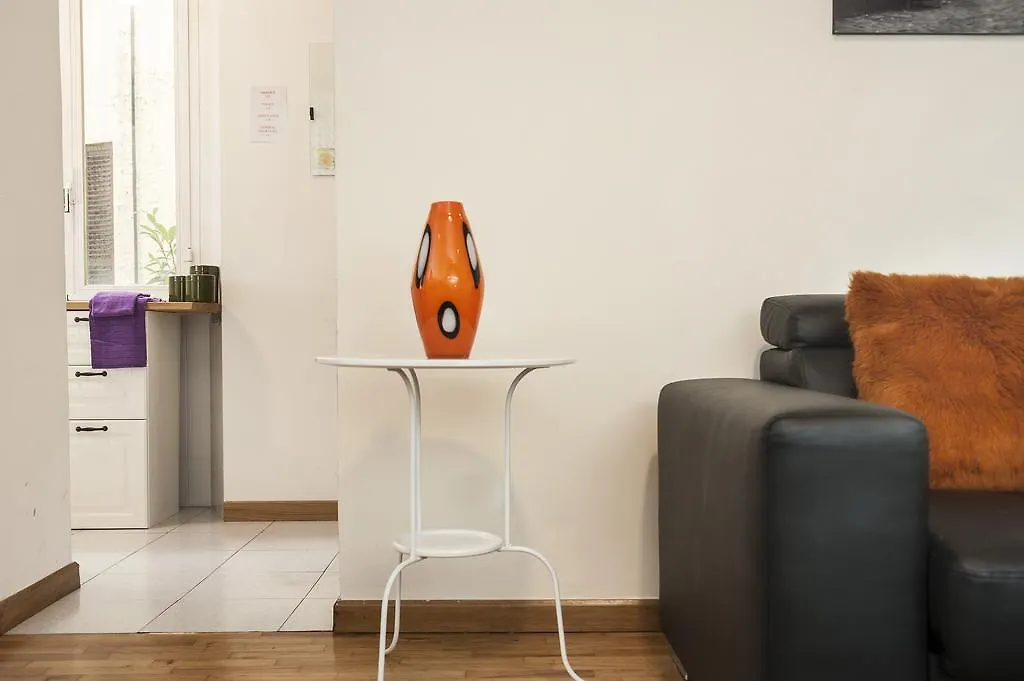 Fl Apartments Charming Flat In The Heart Of Trastevere-1